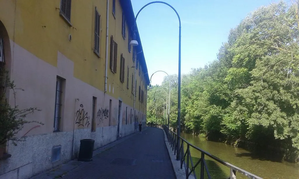 Appartamento Via Comune Antico Milán 0*,  Italia